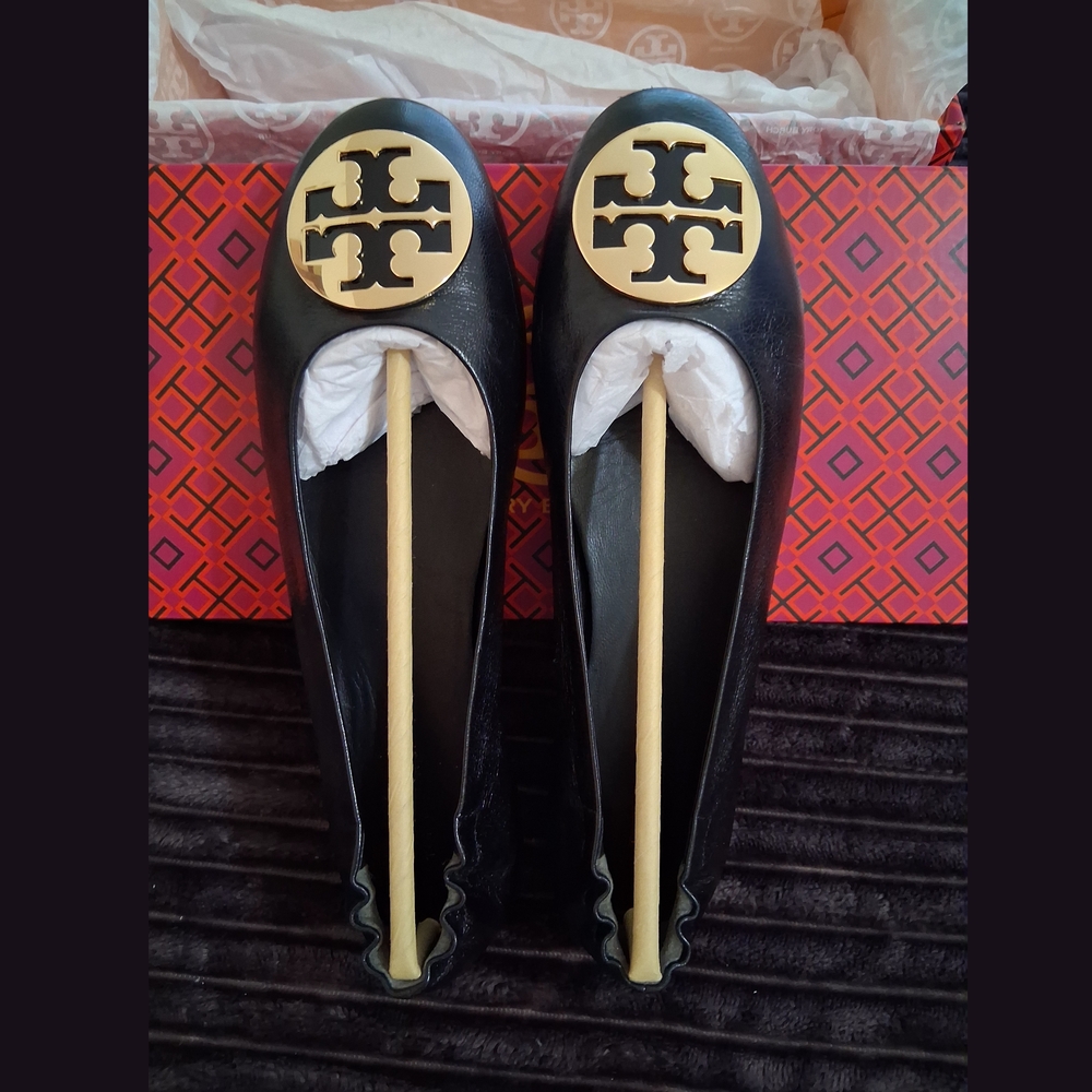 Tory Burch Black Ballet Flats - Picture 8 of 9